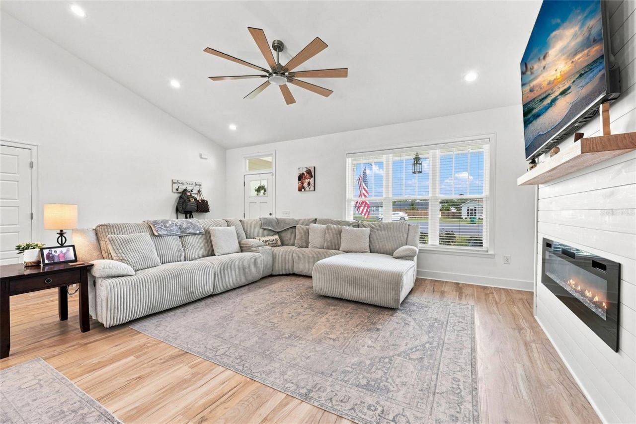 186 SW 24th Avenue, Trenton, FL 32693 Photo