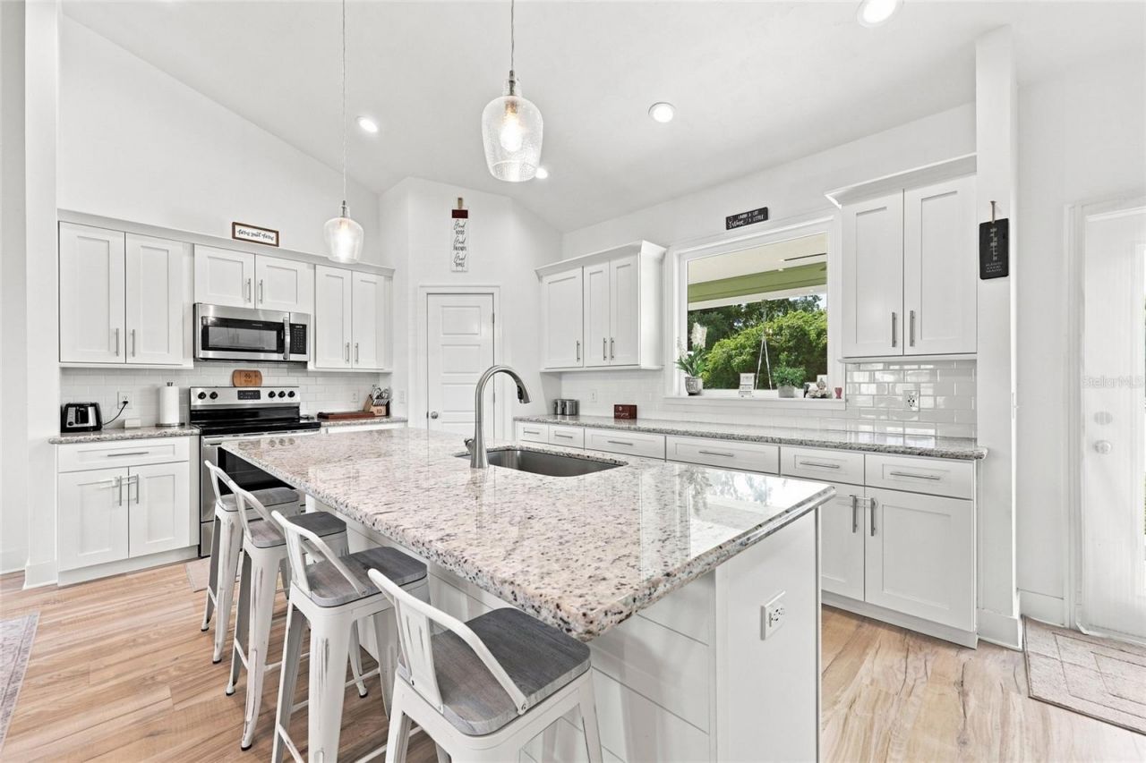 186 SW 24th Avenue, Trenton, FL 32693 Photo