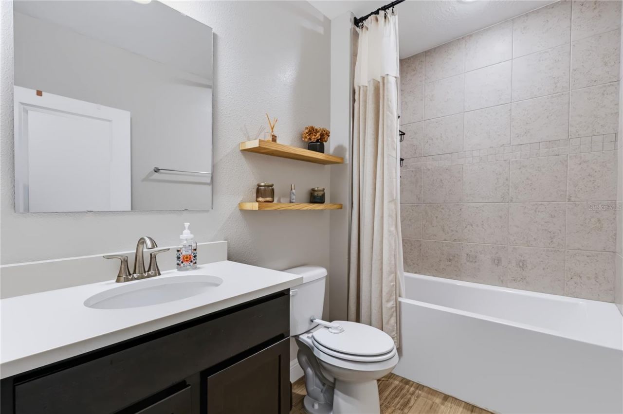 6564 Rhythm Drive, Mascotte, FL 34753 Photo