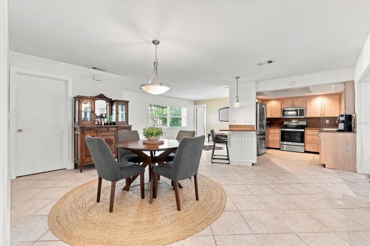 2334 Tropical Shores Drive Se, Saint Petersburg, FL 33705 Photo