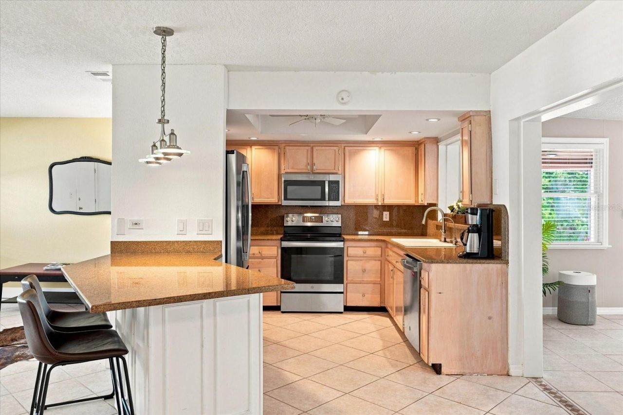 2334 Tropical Shores Drive Se, Saint Petersburg, FL 33705 Photo