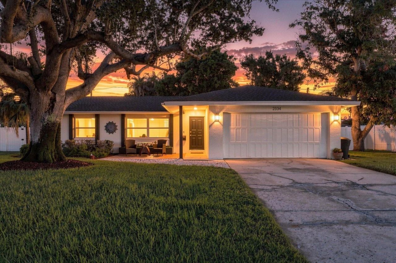 2334 Tropical Shores Drive Se, Saint Petersburg, FL 33705 Photo