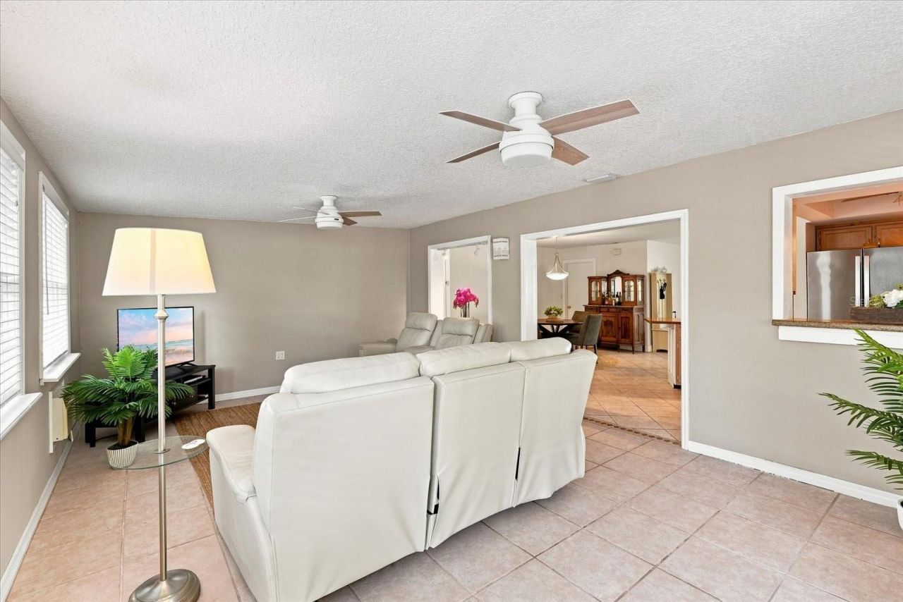 2334 Tropical Shores Drive Se, Saint Petersburg, FL 33705 Photo
