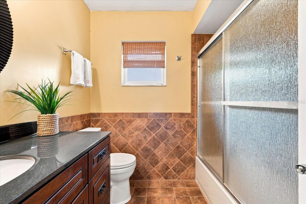 2334 Tropical Shores Drive Se, Saint Petersburg, FL 33705 Photo