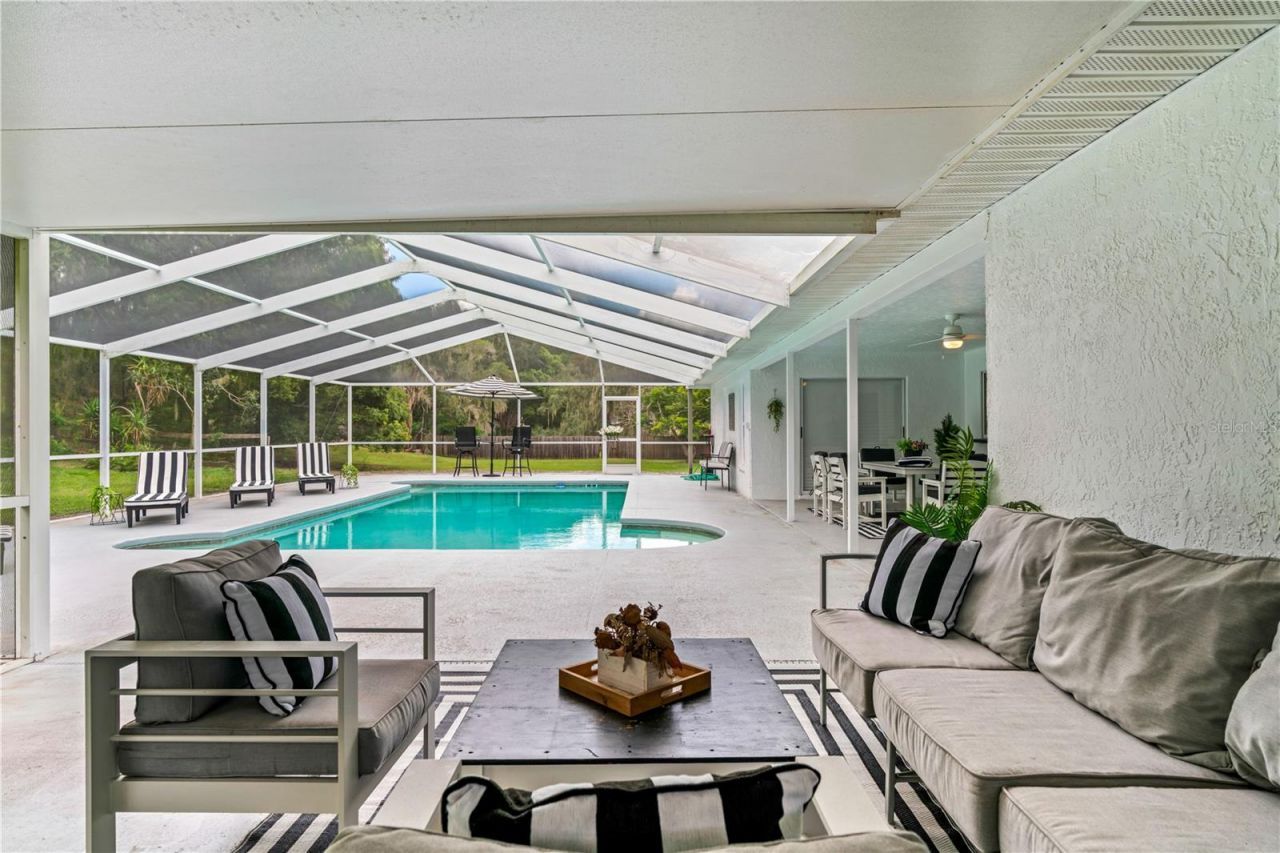 4712 Dover Cliff Court, Dover, FL 33527 Photo