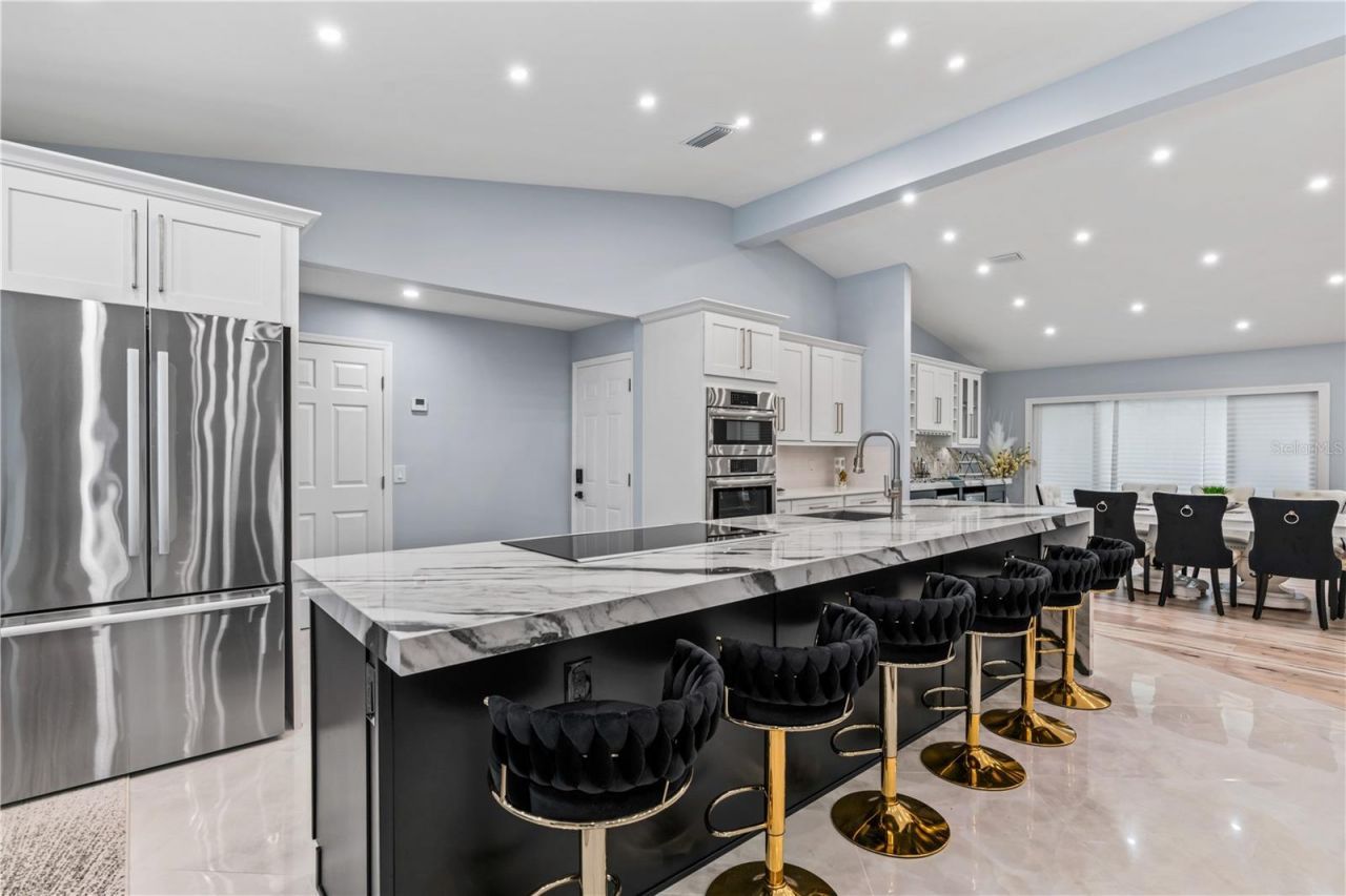 4712 Dover Cliff Court, Dover, FL 33527 Photo