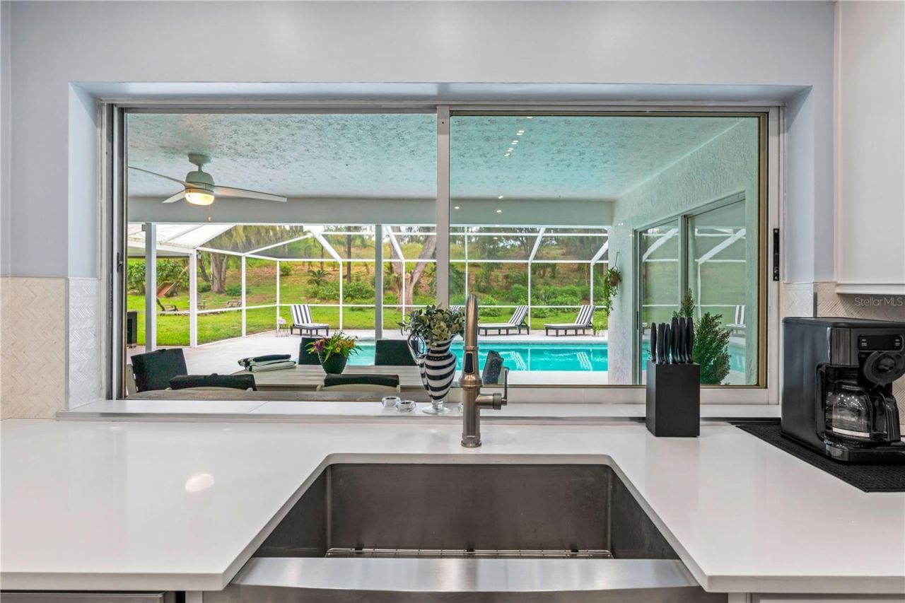 4712 Dover Cliff Court, Dover, FL 33527 Photo