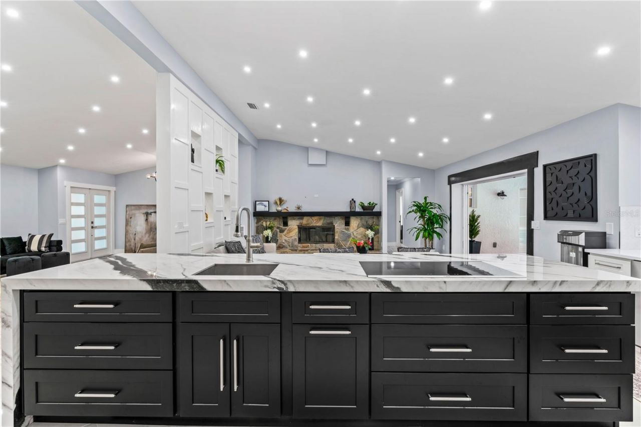 4712 Dover Cliff Court, Dover, FL 33527 Photo