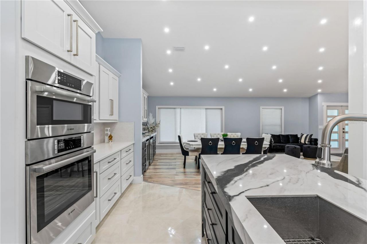 4712 Dover Cliff Court, Dover, FL 33527 Photo
