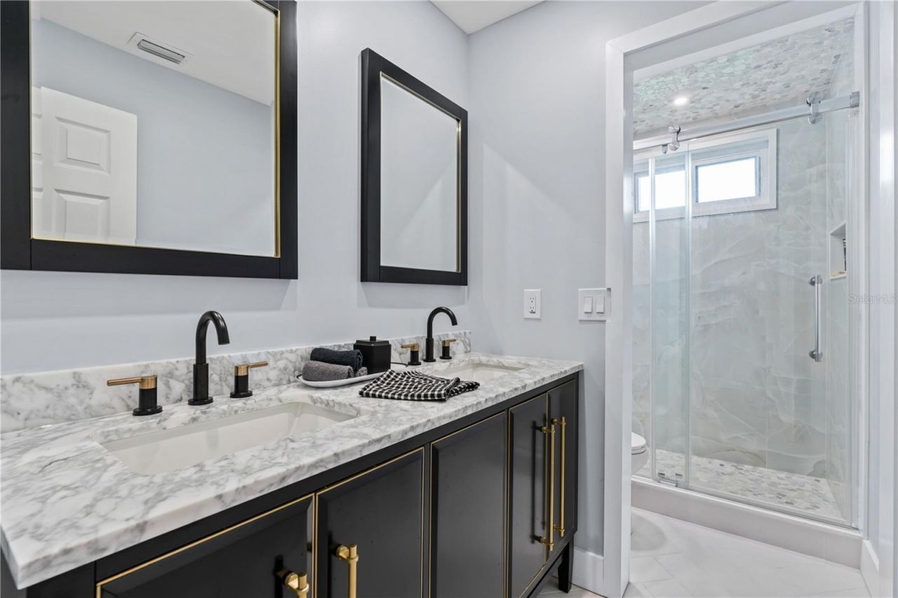 4712 Dover Cliff Court, Dover, FL 33527 Photo