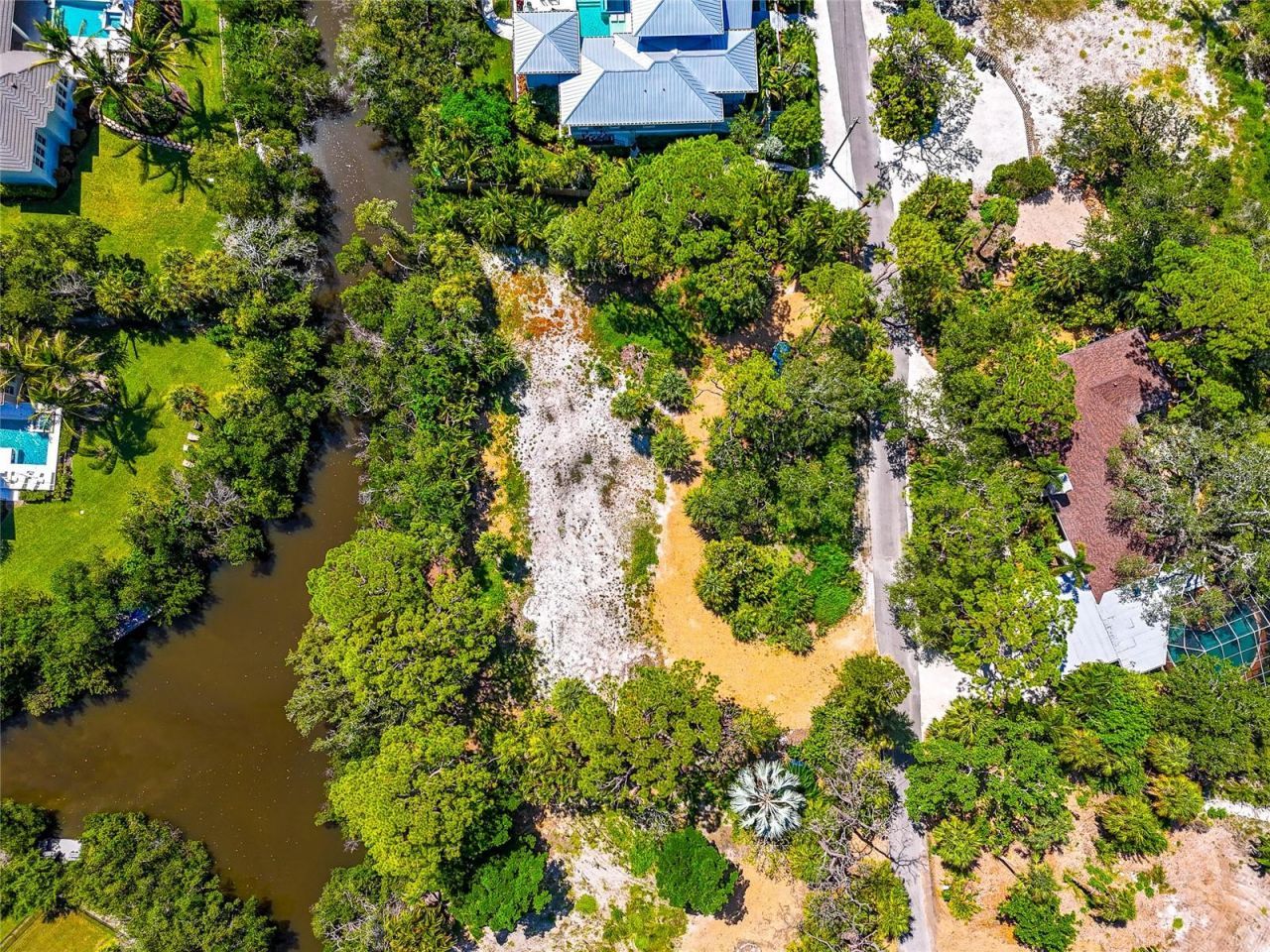 7233 Pine Needle Road, Sarasota, FL 34242 Photo