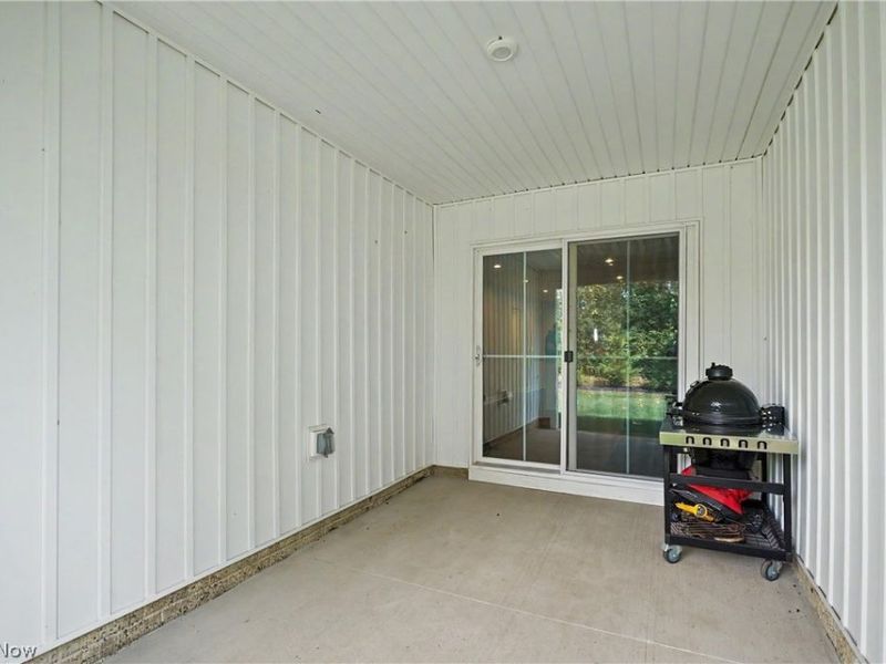 1290 Divot Circle, Akron, OH 44313 Photo 15