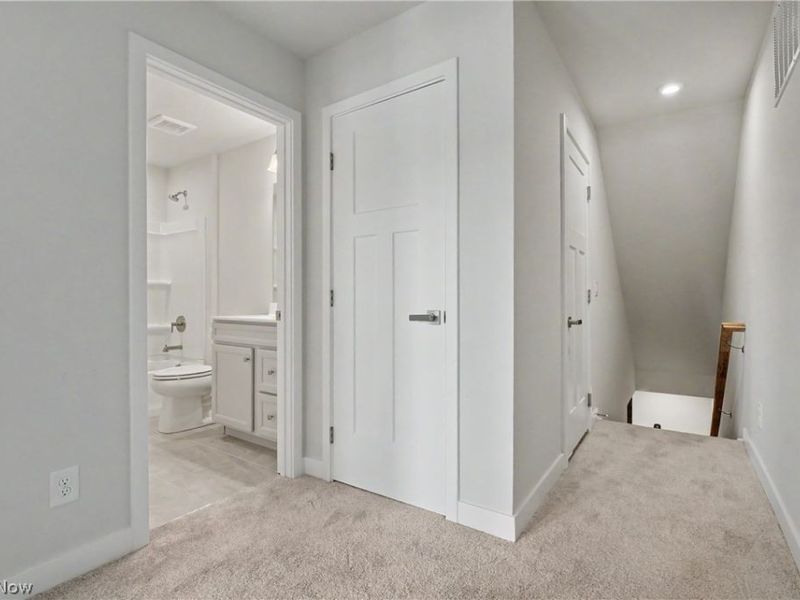 1290 Divot Circle, Akron, OH 44313 Photo 31