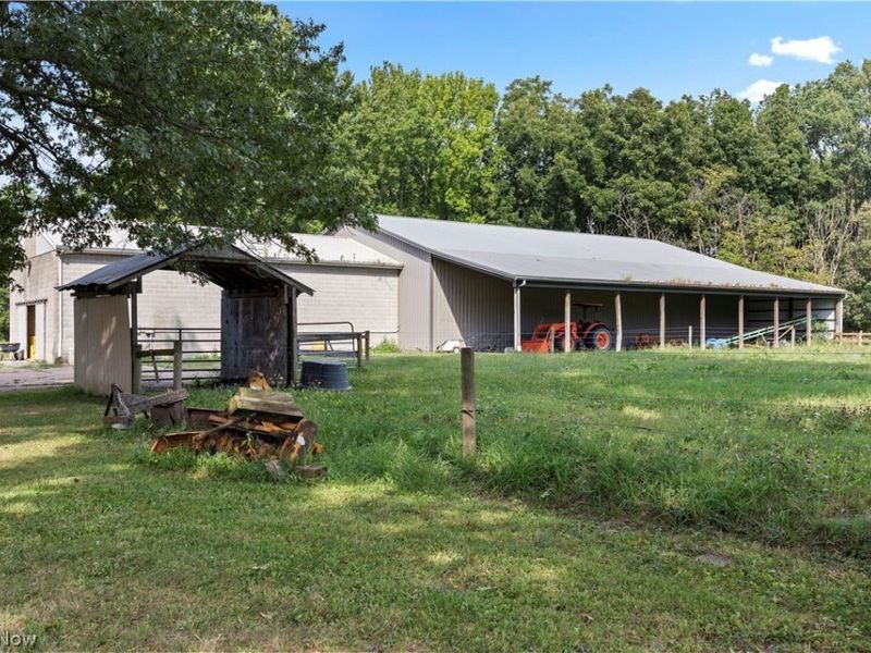 9988 W Ridge Road, Elyria, OH 44035 Photo 5