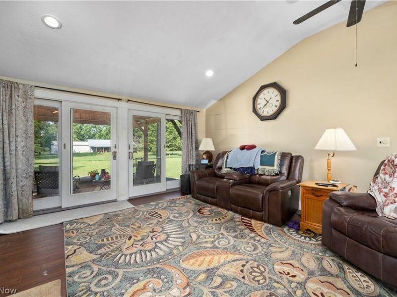9988 W Ridge Road, Elyria, OH 44035 Photo 7