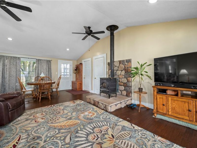 9988 W Ridge Road, Elyria, OH 44035 Photo 8