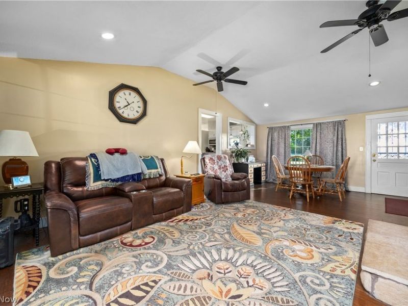 9988 W Ridge Road, Elyria, OH 44035 Photo 9
