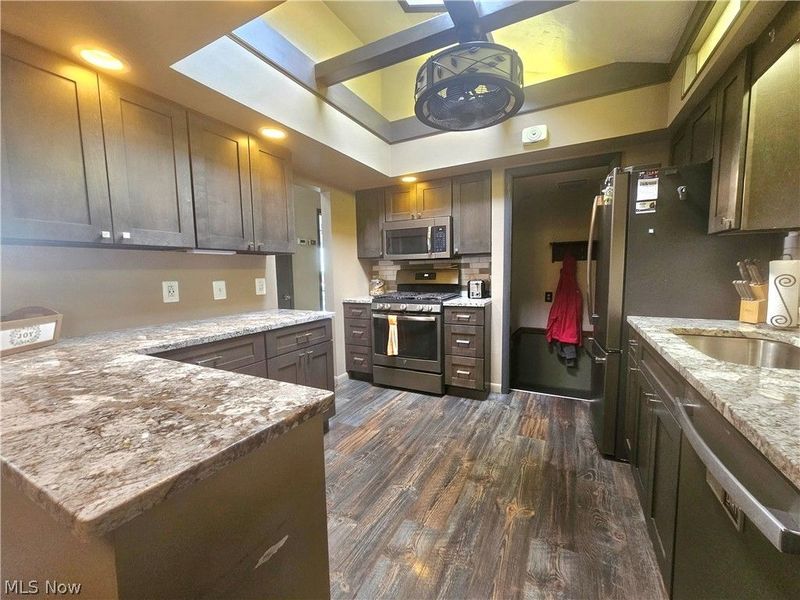 16380 Cynthia Drive, Brook Park, OH 44142 Photo 14