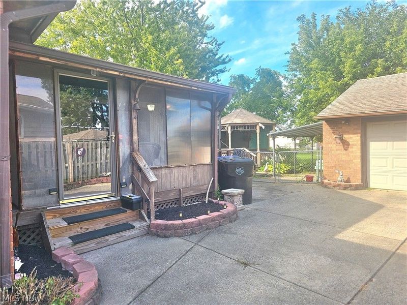 16380 Cynthia Drive, Brook Park, OH 44142 Photo 35