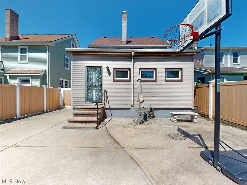 3073 W 116th Street, Cleveland, OH 44111 Photo 39