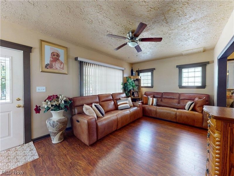 3073 W 116th Street, Cleveland, OH 44111 Photo 4