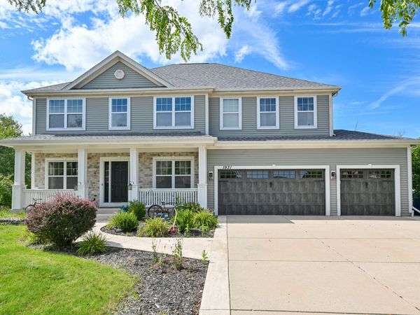 1931 Shasta Ave, Grafton, WI 53024