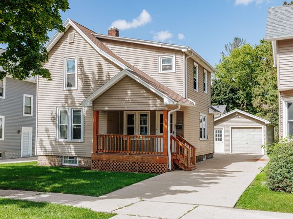 518 Wood St, Waukesha, WI 53186