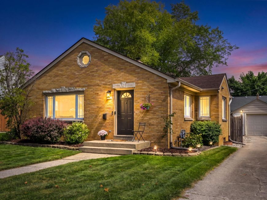 Main Photo