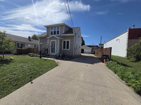 Main Photo