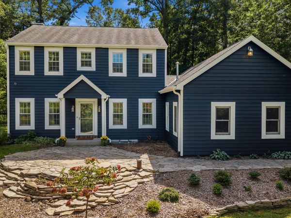 13737 N Lake Shore Dr, Mequon, WI 53097