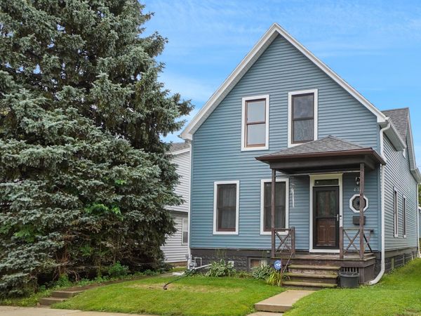 417 Michigan Ave, South Milwaukee, WI 53172