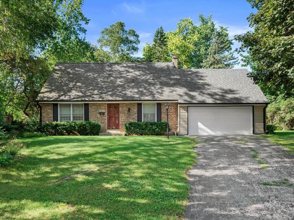 N86W5257 Covington Sq, Cedarburg, WI 53012