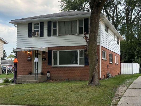 505 Gascoigne Dr, Unit 507, Waukesha, WI 53188