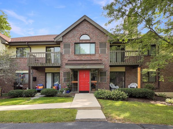 405 N Main St, Unit E, Thiensville, WI 53092