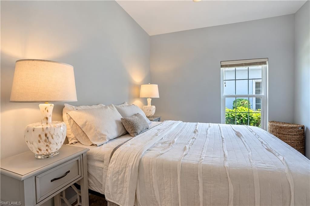 7022 Lone Oak Blvd, Naples, FL 34109 Photo
