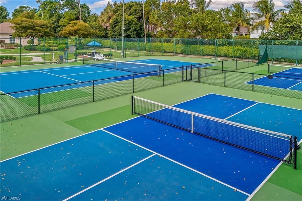 7022 Lone Oak Blvd, Naples, FL 34109 Photo
