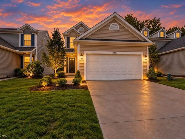 29116 Pembrooke Boulevard, Olmsted Twp, OH 44138