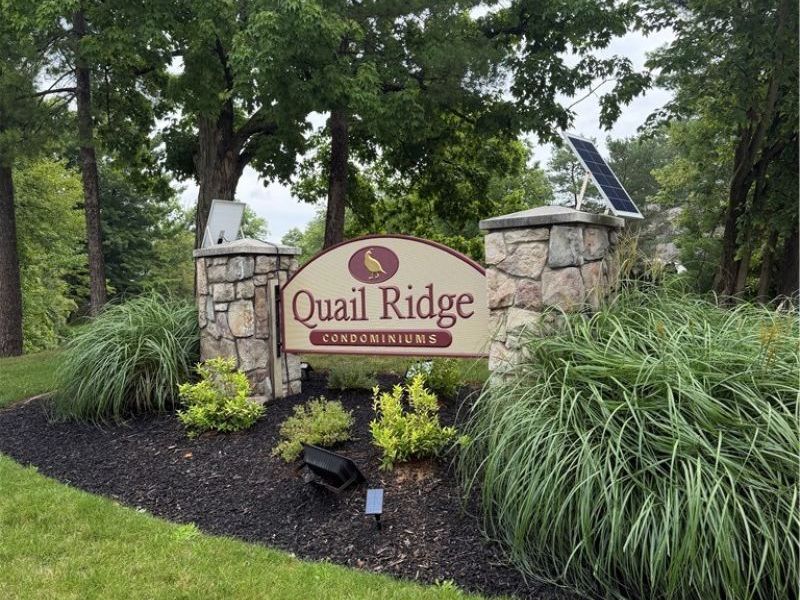12225 Pheasant Run Circle, North Royalton, OH 44133 Photo 2