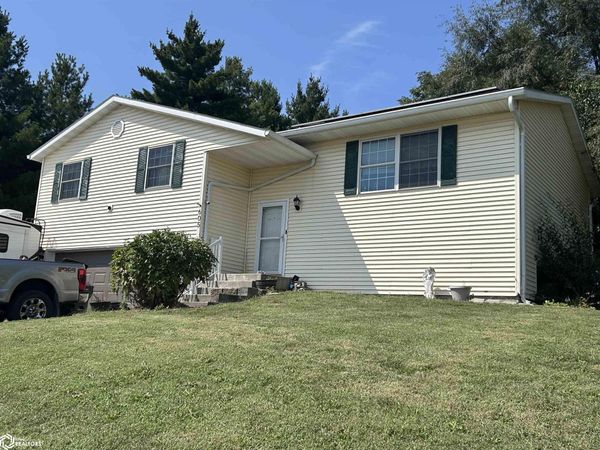 605 Fahrney Boulevard, Ottumwa, IA 52501