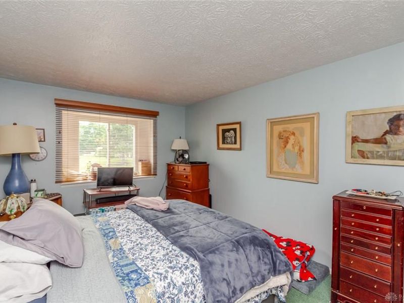 7663 Brams Hill Drive, Washington Township, OH 45459 Photo 12