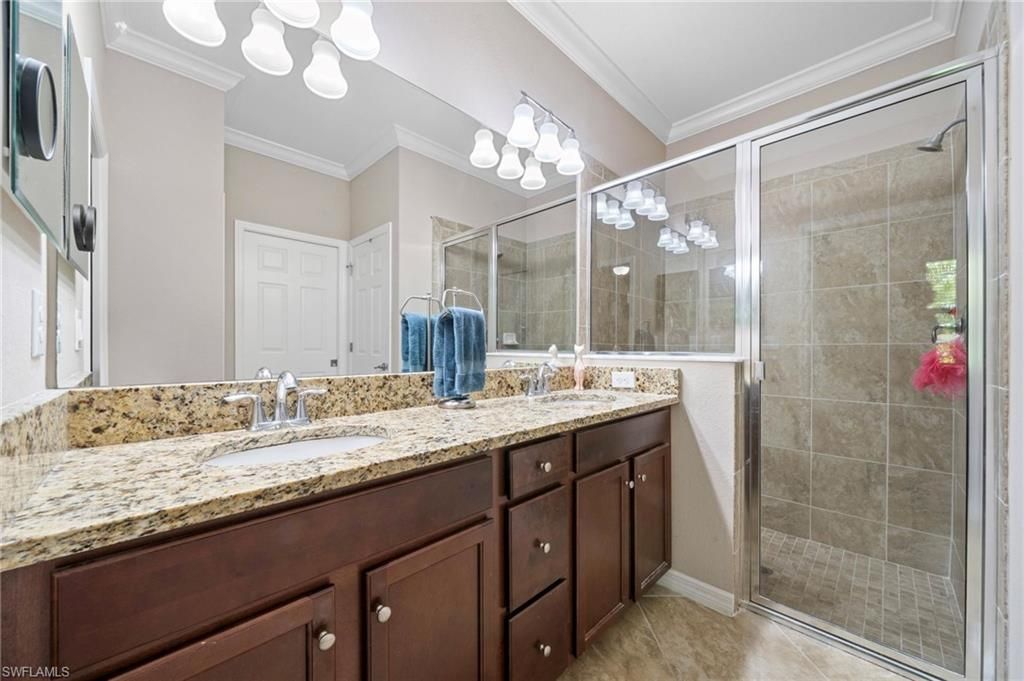 9086 Woodhurst Dr, Naples, FL 34120 Photo