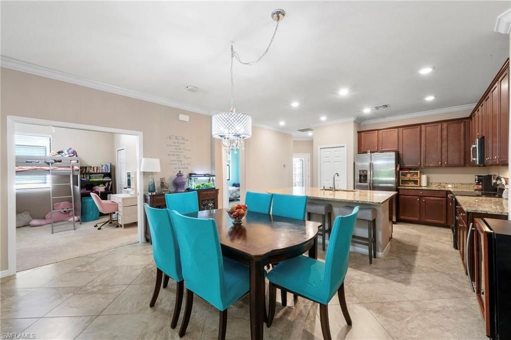 9086 Woodhurst Dr, Naples, FL 34120 Photo