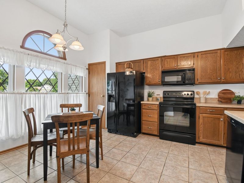 3166 Plainfield Court, Pickerington, OH 43147 Photo 9