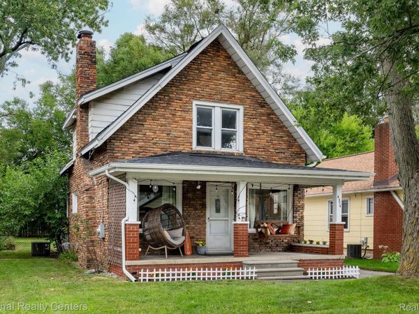 4274 Linda Court, Waterford Township, Mi 48329