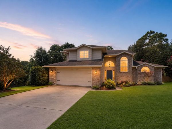 246 Hillside Drive, Niceville, FL 32578