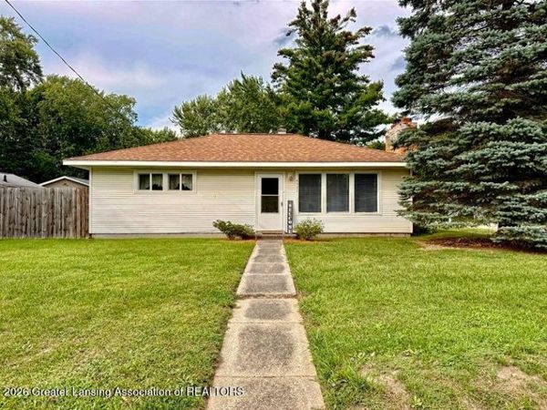 4592 Holt Road, Holt, MI 48842