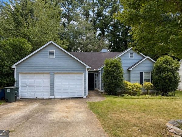 2247 Dresden Green NW, Kennesaw, GA 30144
