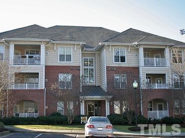 532 Ives Court, Unit 532, Chapel Hill, NC 27514