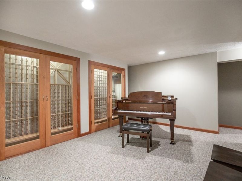904 Hampton Court, Northfield, OH 44067 Photo 32