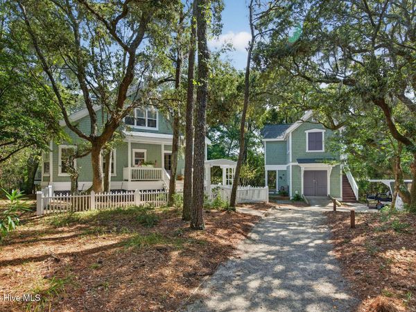 14 Gunnery Court, Bald Head Island, NC 28461
